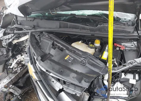 2020 Chevrolet Trax Fwd Lt z USA, uszkodzony, nr VIN 3GNCJLSB5LL184716